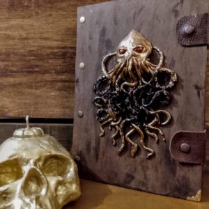 Grimorio del Abismo — Pieza Artesanal